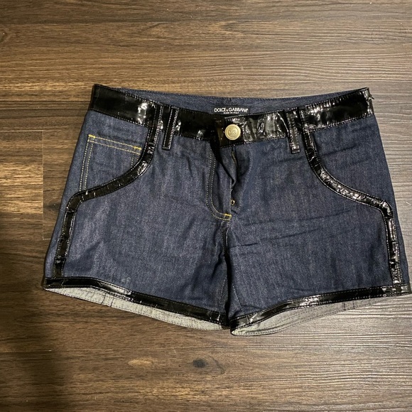 D&G Denim Shorts - Picture 1 of 3